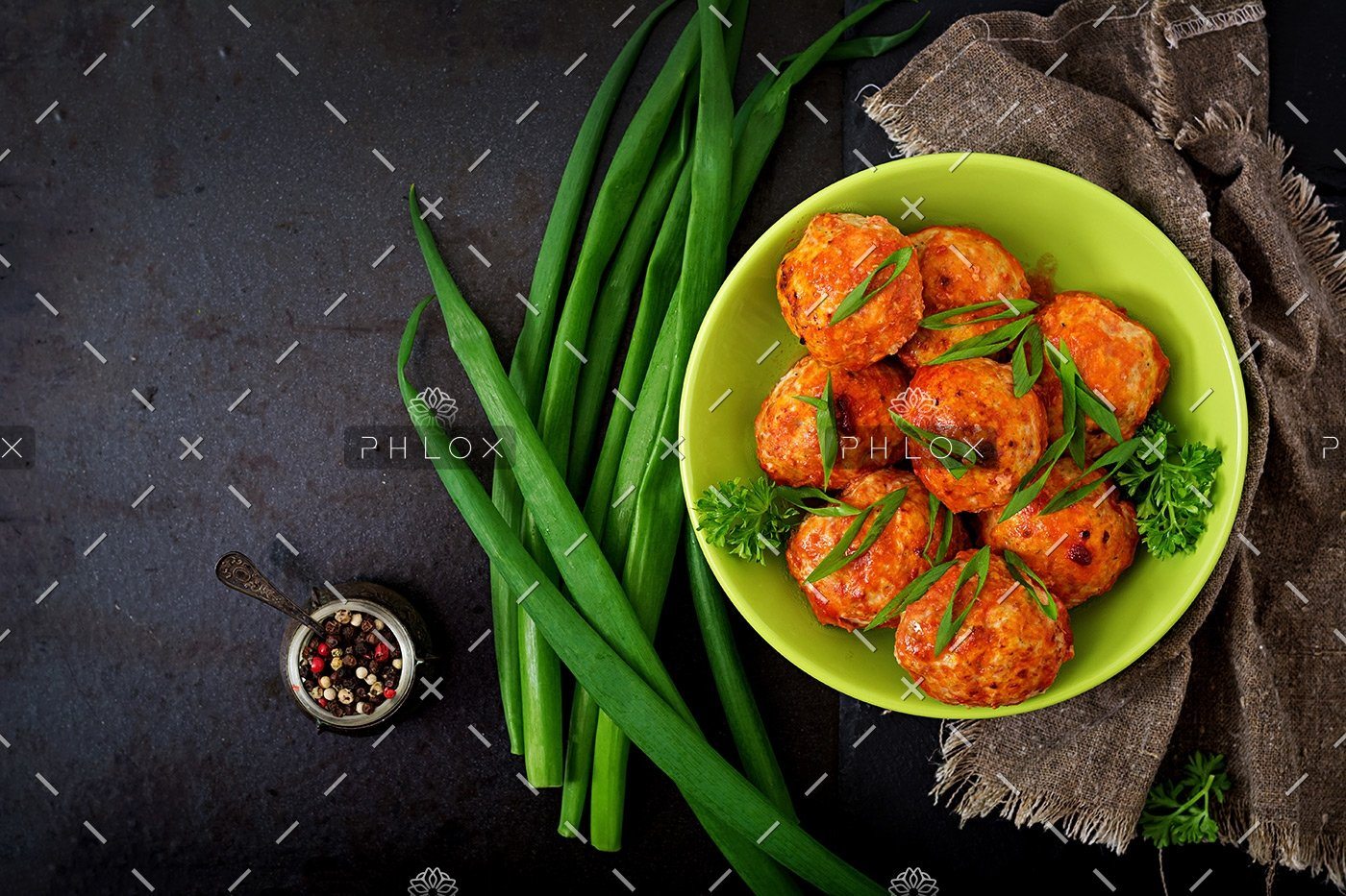 demo-attachment-15-baked-meatballs-of-chicken-fillet-in-tomato-sauce-PGK6PTM